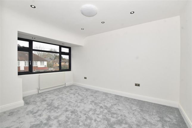 Flat for sale in Dilston Road, Leatherhead, Surrey