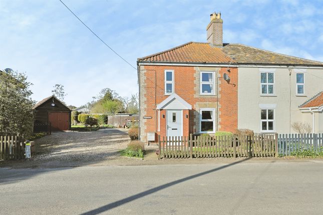 2-bed house on Maple Cottage, Chequers Lane, Thetford, £280,000