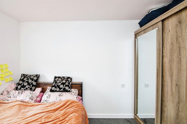 Flat for sale in Princes Gate, West Bromwich