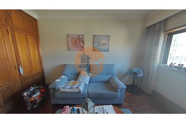 Apartment for sale in Areeiro, Lisboa, Lisboa