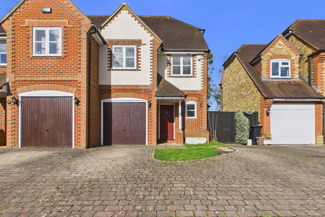 4-bed house on 7, Kemsley Chase, Buckinghamshire, £695,000
