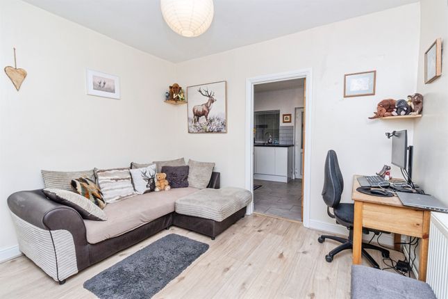 6, Sandon Road, Stafford photo 2