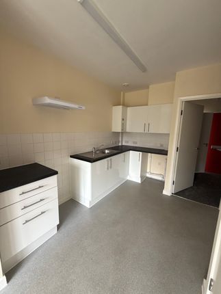 86, Wivenhoe Road, Barking photo 2