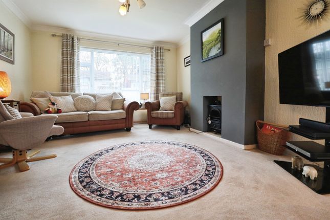 4, Castle Close, Dinas Powys photo 2