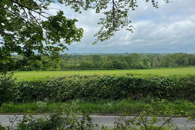 Queensview, Hedsor Hill, Bourne End photo 5