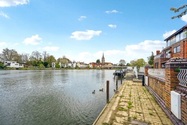 4,, Rivermead Court, Marlow photo 3
