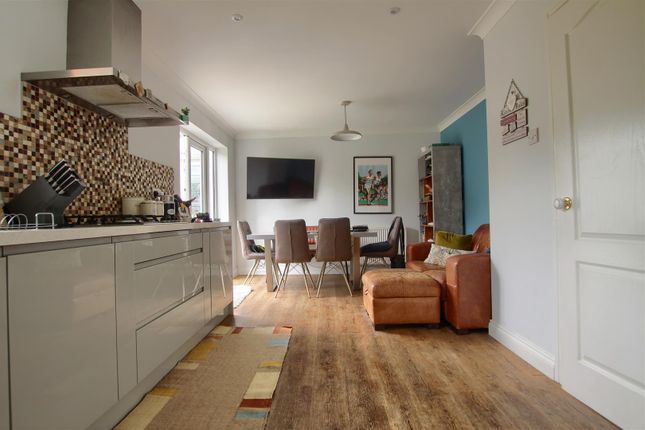 12, Newgale Close, Ingleby Barwick photo 3
