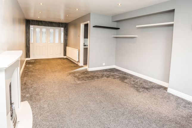 7, Richmond Avenue, Huddersfield photo 4