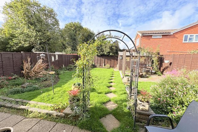 4, Link Way, Fareham photo 3