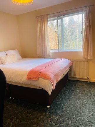 Room 3 83, St Clements, Cowley photo 4
