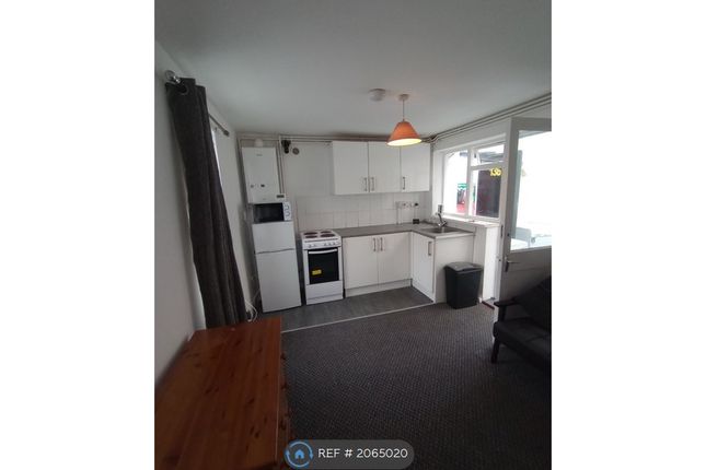 Thumbnail Flat to rent in Deptford Place, Plymouth