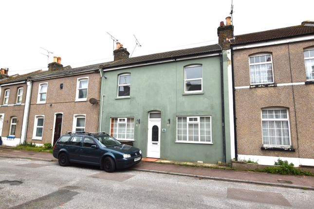Thumbnail Terraced house for sale in Grotto Road, Margate