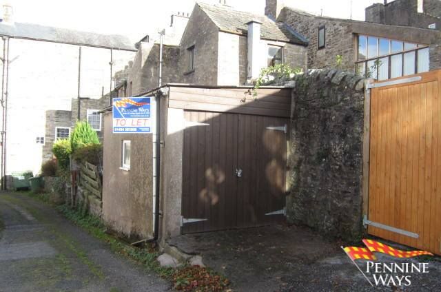 Parking/garage to let in Griesdale Lane, Alston