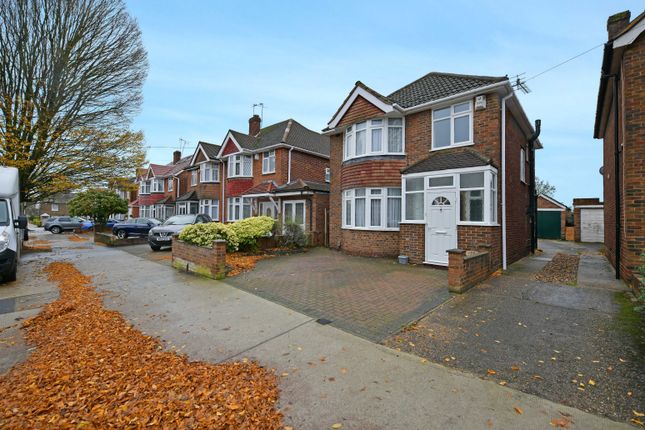 Thumbnail Detached house to rent in Park Lane, Hayes