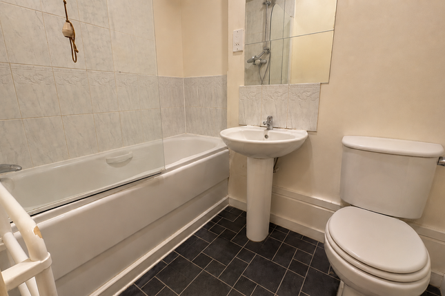 10 Hallmark, 34 Newhall Hill, City Centre photo 5