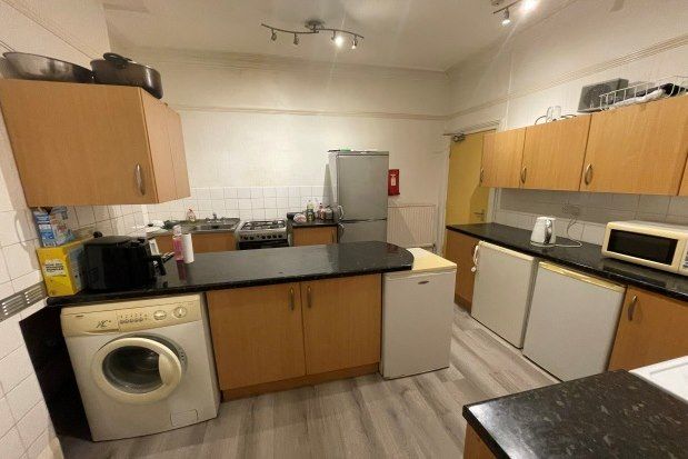 Room to rent in 284, Granville Road, Sheffield