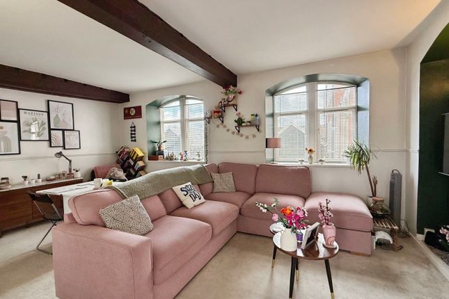 Flat 14, The Old Mill House, Westbury photo 4