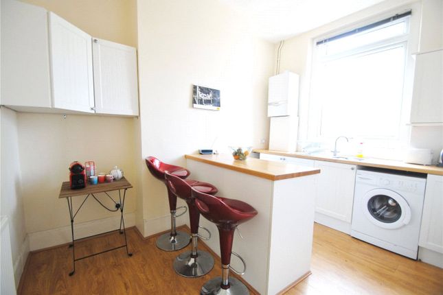 Flat to rent in Brecknock Road, London