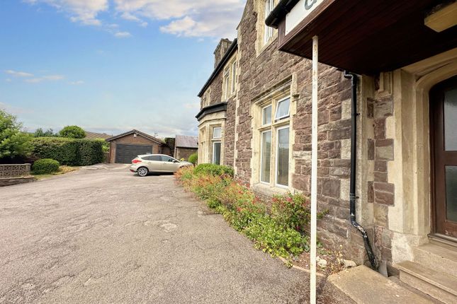 Flat for sale in Glanmor Crescent, Glanmor Court
