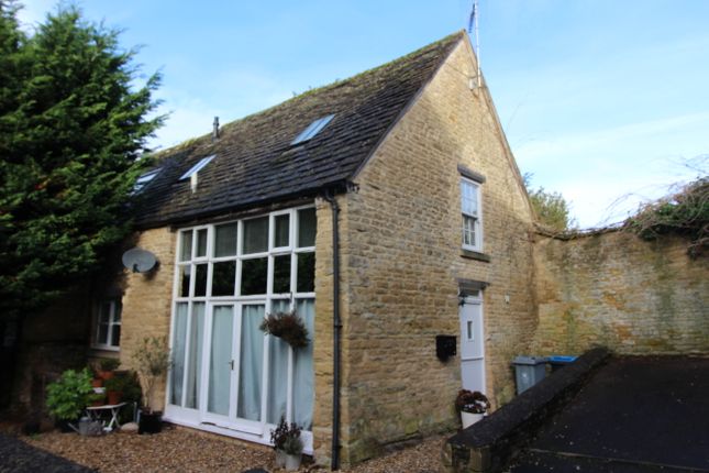 Thumbnail Barn conversion to rent in Albion Street, Chipping Norton