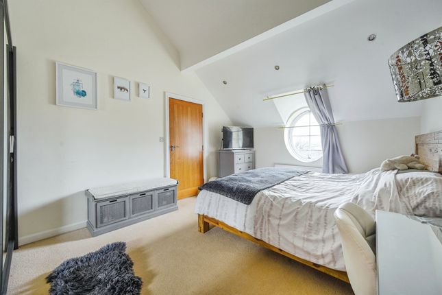 Flat for sale in Corbar Road, Buxton