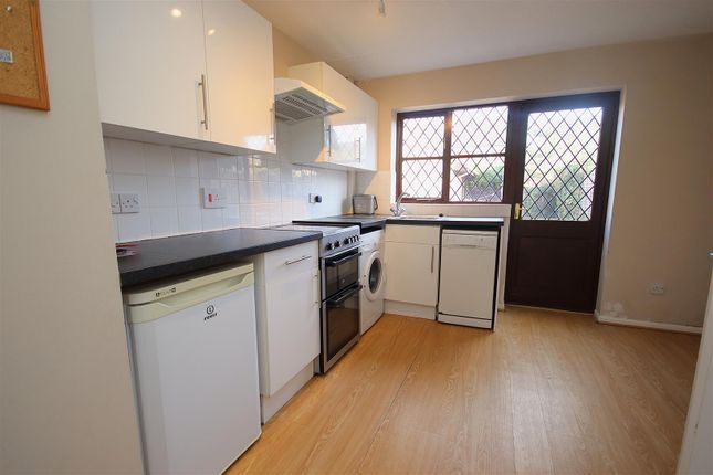 227, The Rowans, Milton photo 2