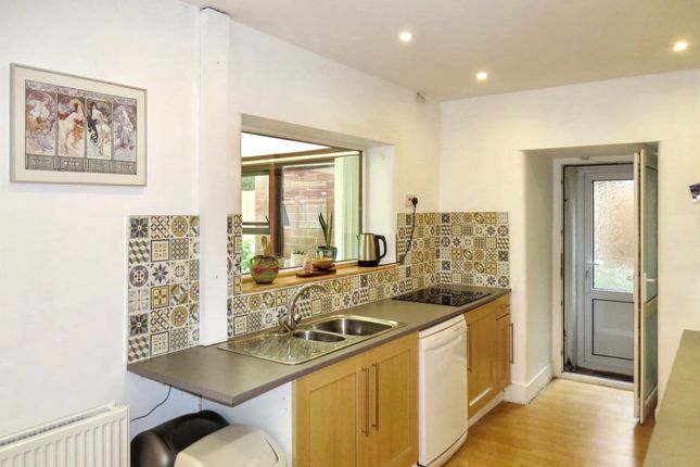4 Kings Drive, Helsby, Frodsham photo 3