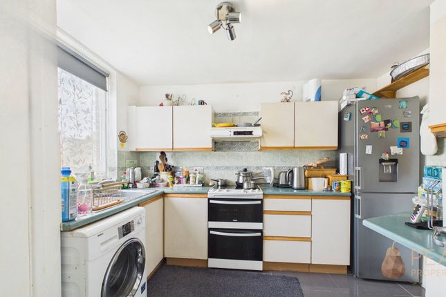 137, Meadow Road, Worthing photo 4
