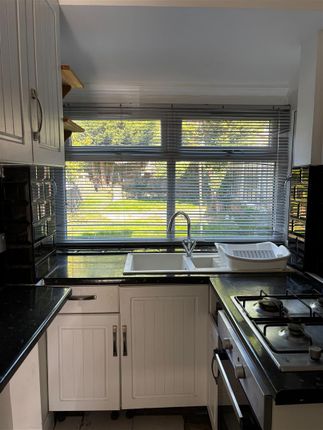 301, Rocky Lane, Birmingham photo 4