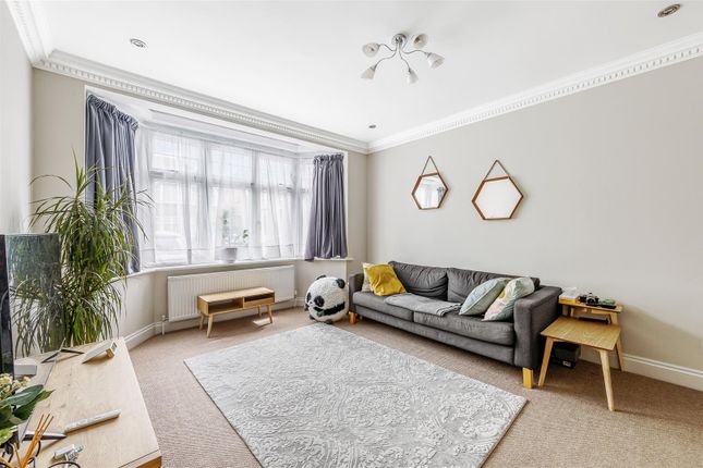 72, Park View, London photo 2