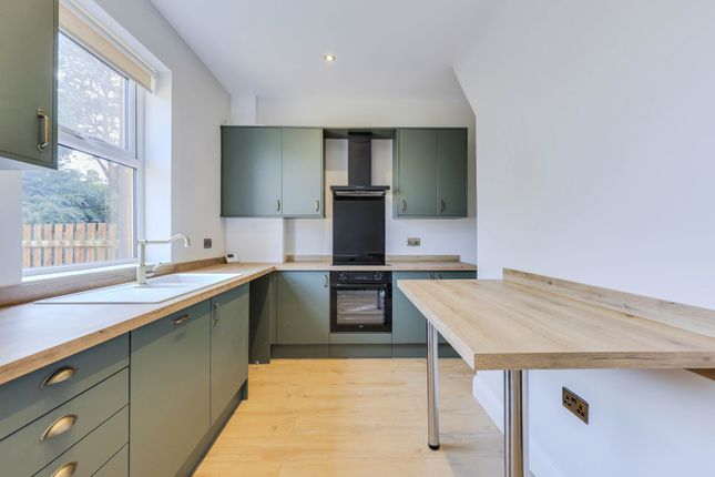 24, Bateson Street, West Yorkshire photo 4