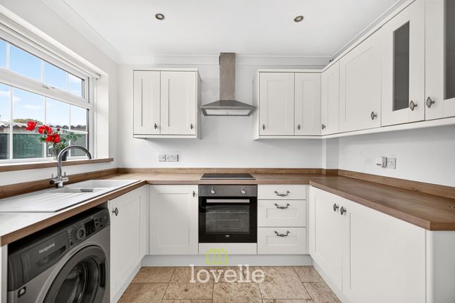 39 St. Christophers Road, Grimsby photo 3
