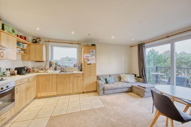 204, West Hill, London photo 4