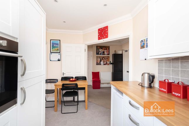 Flat for sale in Sea Road, Boscombe, Bournemouth