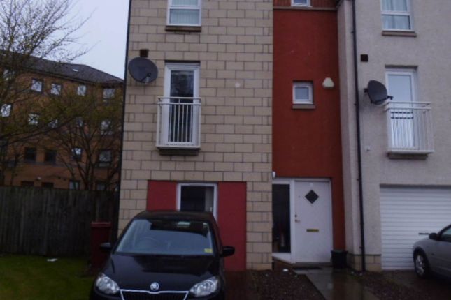 Thumbnail Detached house to rent in Milnbank Gardens, Dundee
