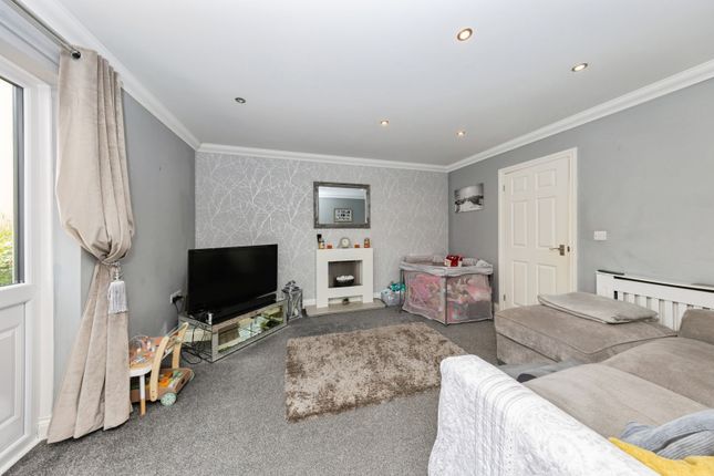 5, Carmarthen photo 3
