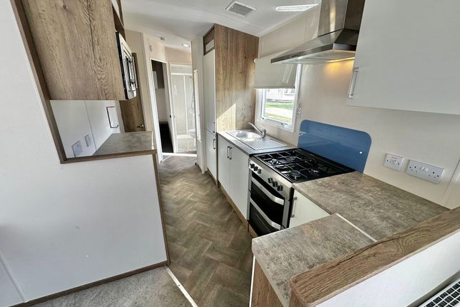 3, St Osyth Beach Holiday Park, Clacton-on-Sea photo 4