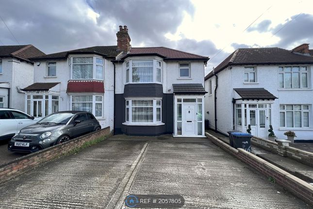Thumbnail Semi-detached house to rent in Upsdell Avenue, London