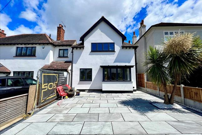 Thumbnail Detached house for sale in Marine Estate, Leigh On Sea