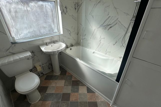 67, Trentham Drive, Nottingham photo 5