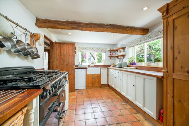 The Little Thatch, School Lane, Stowmarket photo 4