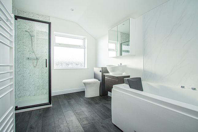 14, Summerlee Road, Wellingborough photo 3