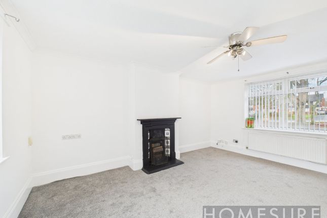 44, Frederick Lunt Avenue, Knowsley photo 4