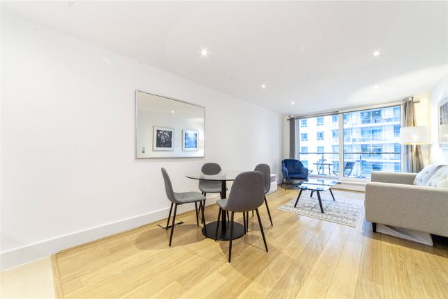 Flat to rent in St. George Wharf, Vauxhall, London
