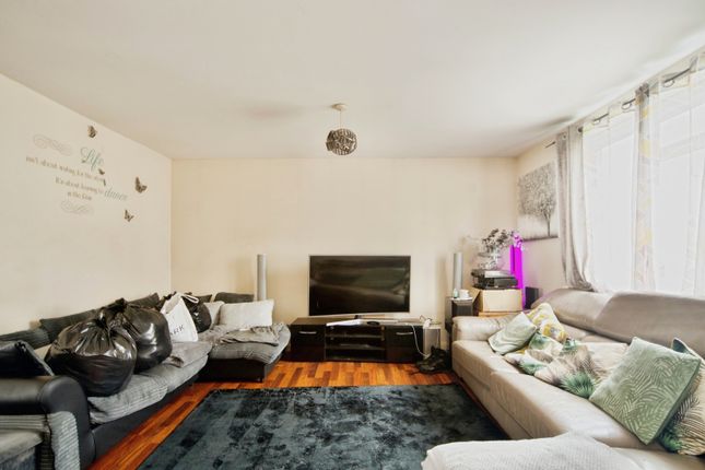 22a,, Queensland Avenue, London photo 2