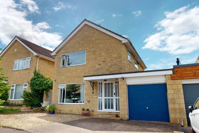 Thumbnail Link-detached house for sale in Piccadilly Way, Prestbury, Cheltenham, Gloucestershire