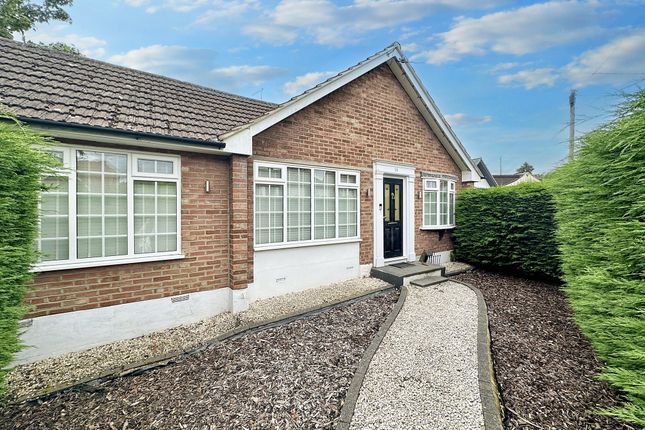25 Mons Avenue, Billericay photo 4