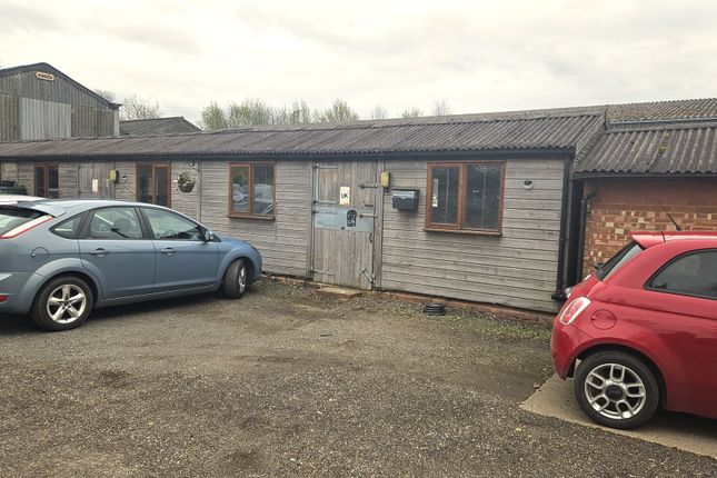 Light industrial to let in Tollgate Farm, Tollgate Road, Colney Heath