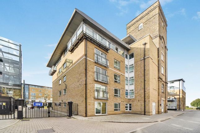 Flat for sale in Building 45, Hopton Road, Woolwich, Royal Arsenal, London