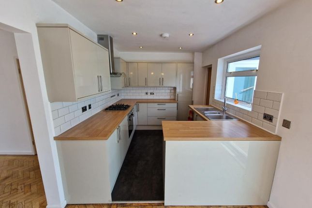 Property to rent in Hawthorn Close, Dinas Powys